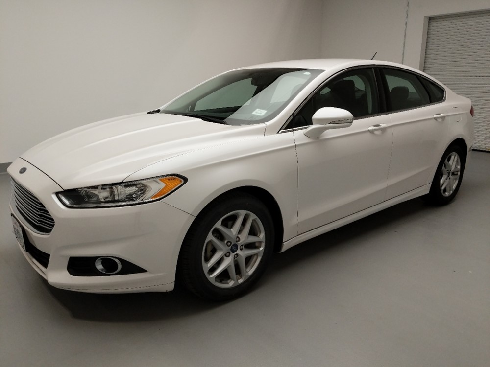 Used 2016 Ford Fusion Driver Front Bumper