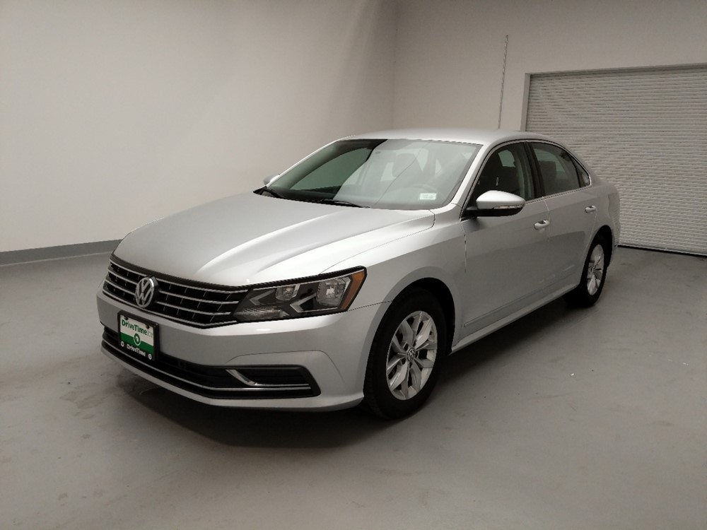 Used 2016 Volkswagen Passat Driver Front Bumper