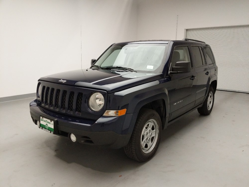 Used 2016 Jeep Patriot Driver Front Bumper