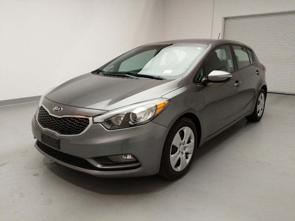 Used 2016 Kia Forte5 Driver Front Bumper