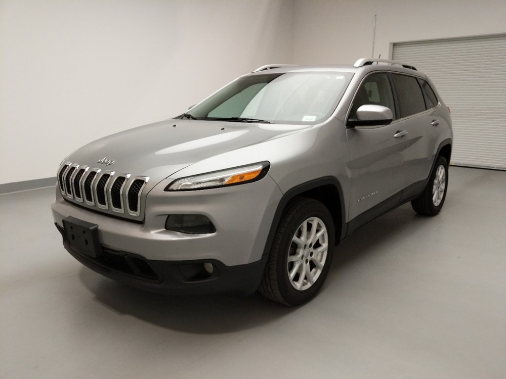 Used 2015 Jeep Cherokee Driver Front Bumper