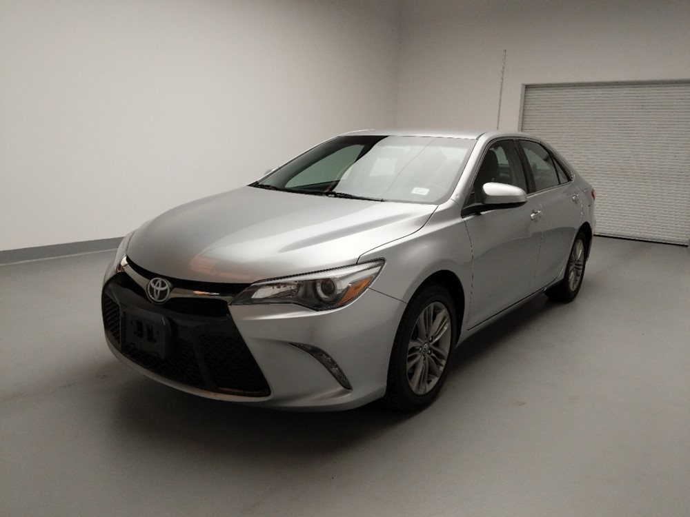 Used 2017 Toyota Camry Driver Front Bumper