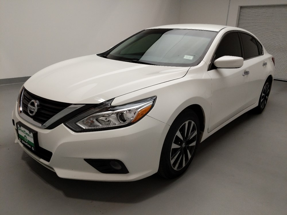 Used 2018 Nissan Altima Driver Front Bumper