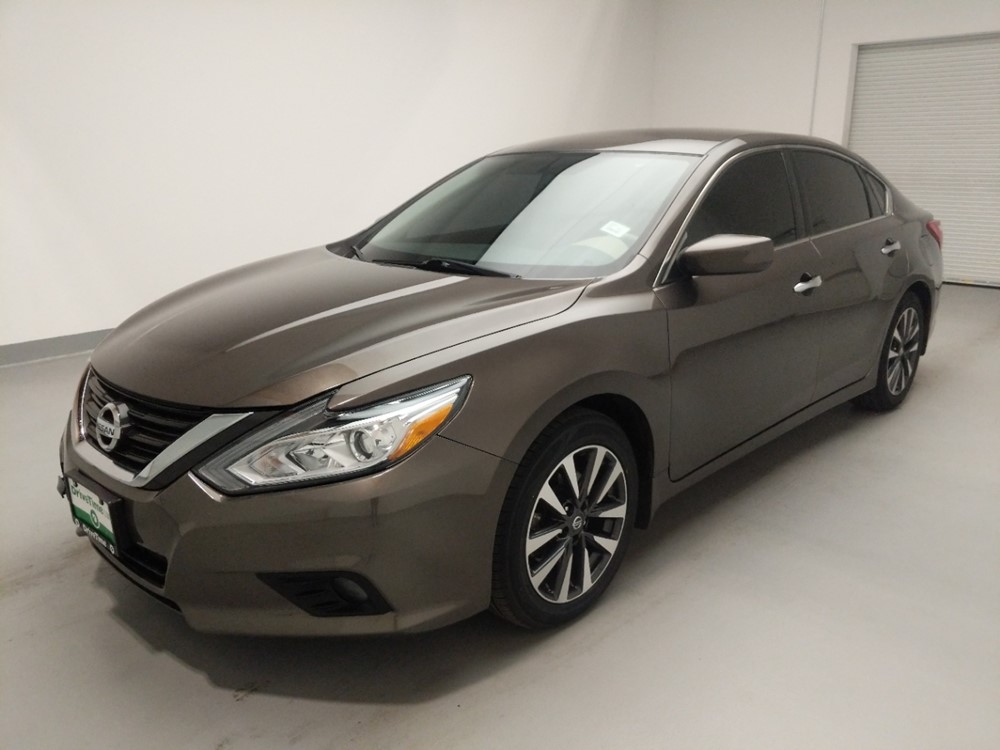 Used 2016 Nissan Altima Driver Front Bumper