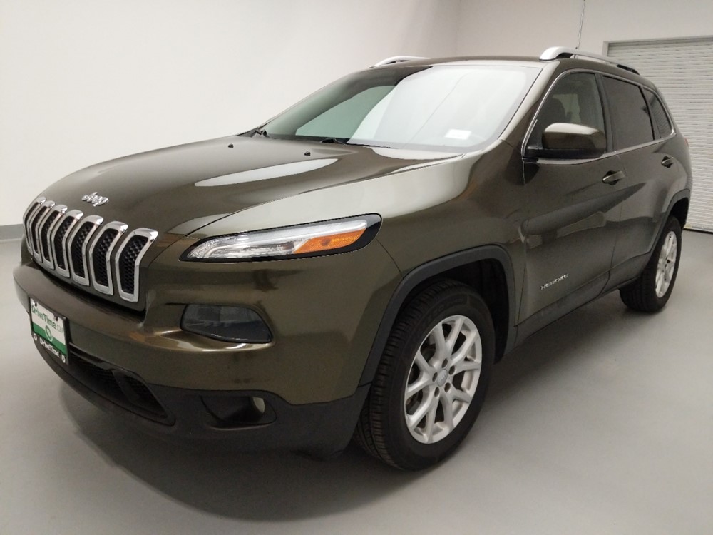 Used 2015 Jeep Cherokee Driver Front Bumper
