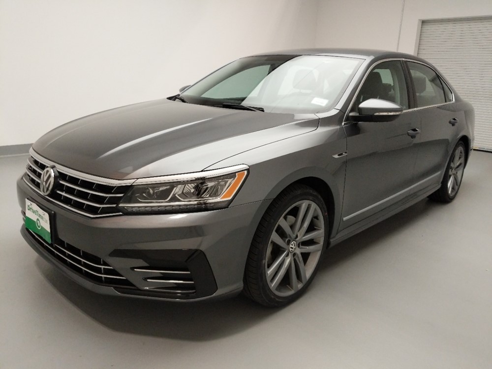 Used 2017 Volkswagen Passat Driver Front Bumper
