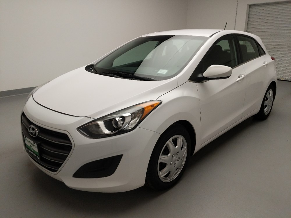 Used 2016 Hyundai Elantra Driver Front Bumper