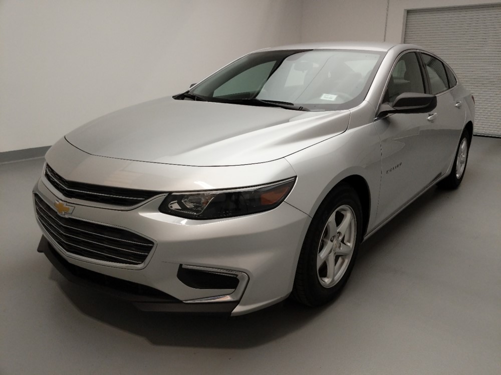 Used 2017 Chevrolet Malibu Driver Front Bumper