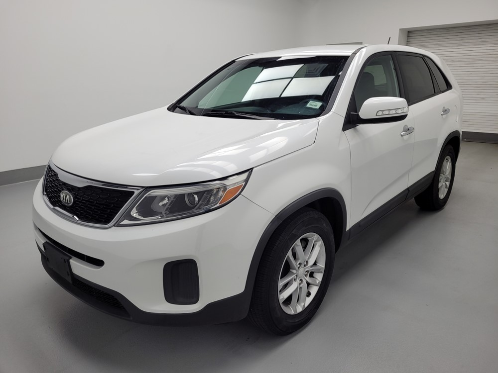 Used 2014 Kia Sorento Driver Front Bumper