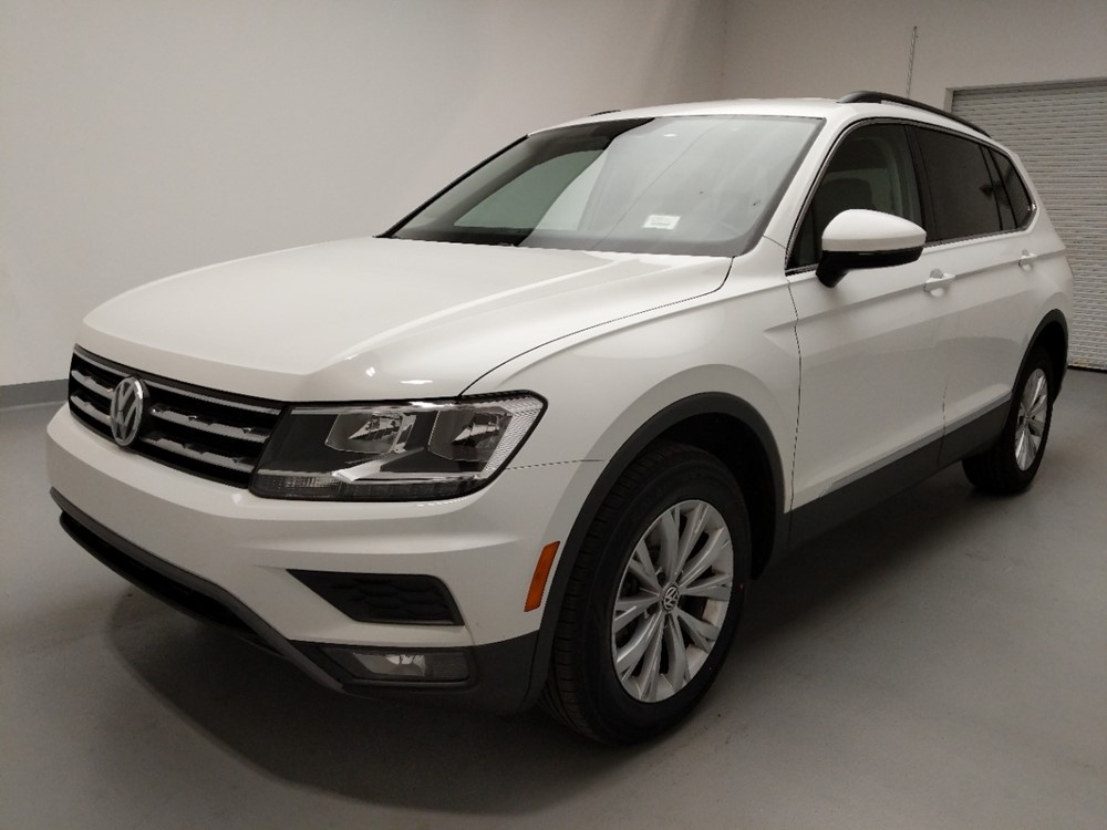 Used 2018 Volkswagen Tiguan Driver Front Bumper