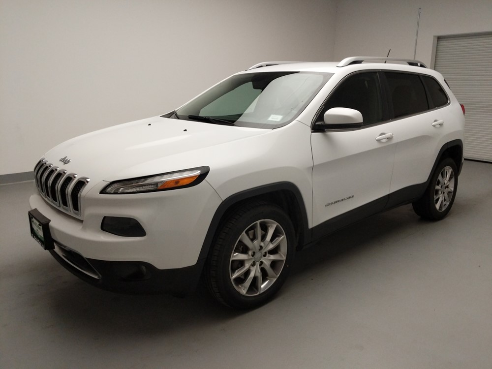 Used 2014 Jeep Cherokee Driver Front Bumper