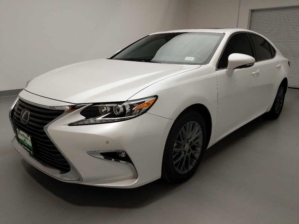 Used 2018 Lexus ES 350 Driver Front Bumper