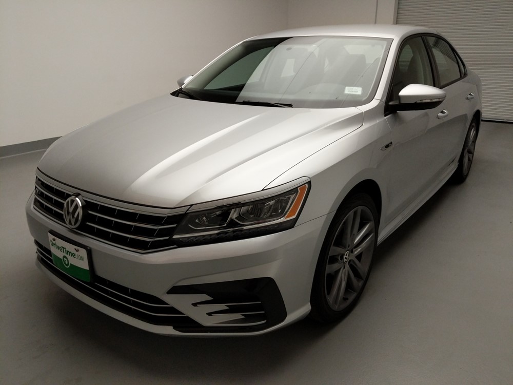 Used 2018 Volkswagen Passat Driver Front Bumper