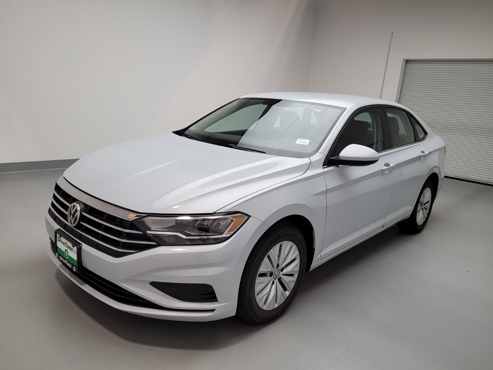 Used 2019 Volkswagen Jetta Driver Front Bumper