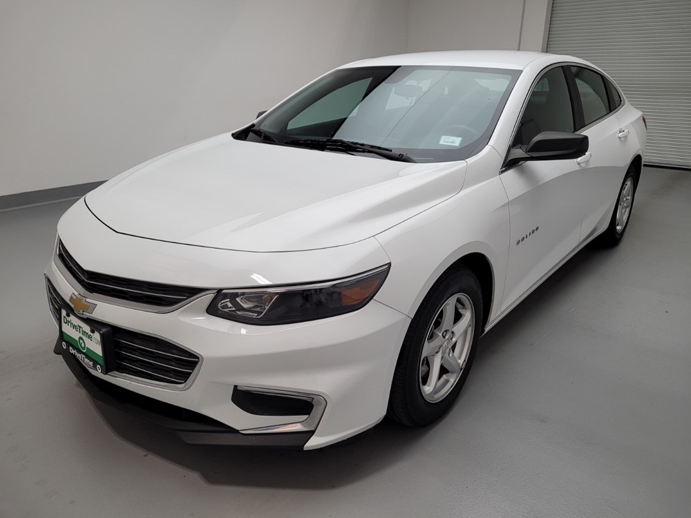Used 2017 Chevrolet Malibu Driver Front Bumper