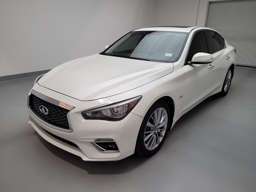 Used 2018 INFINITI Q50 Driver Front Bumper