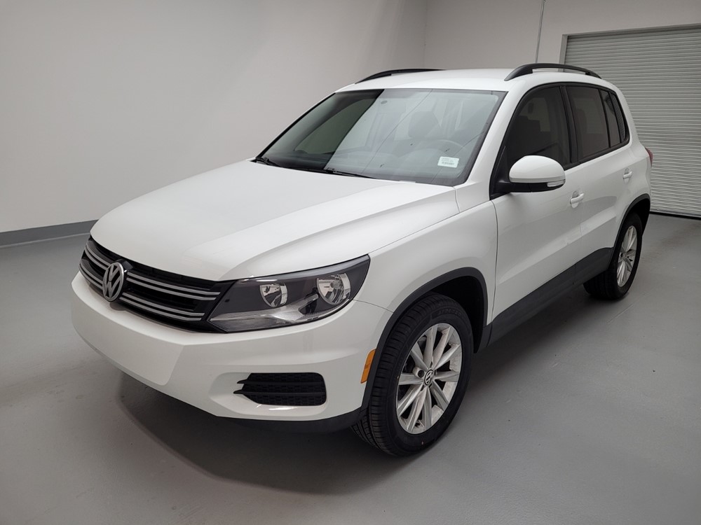 Used 2018 Volkswagen Tiguan Driver Front Bumper