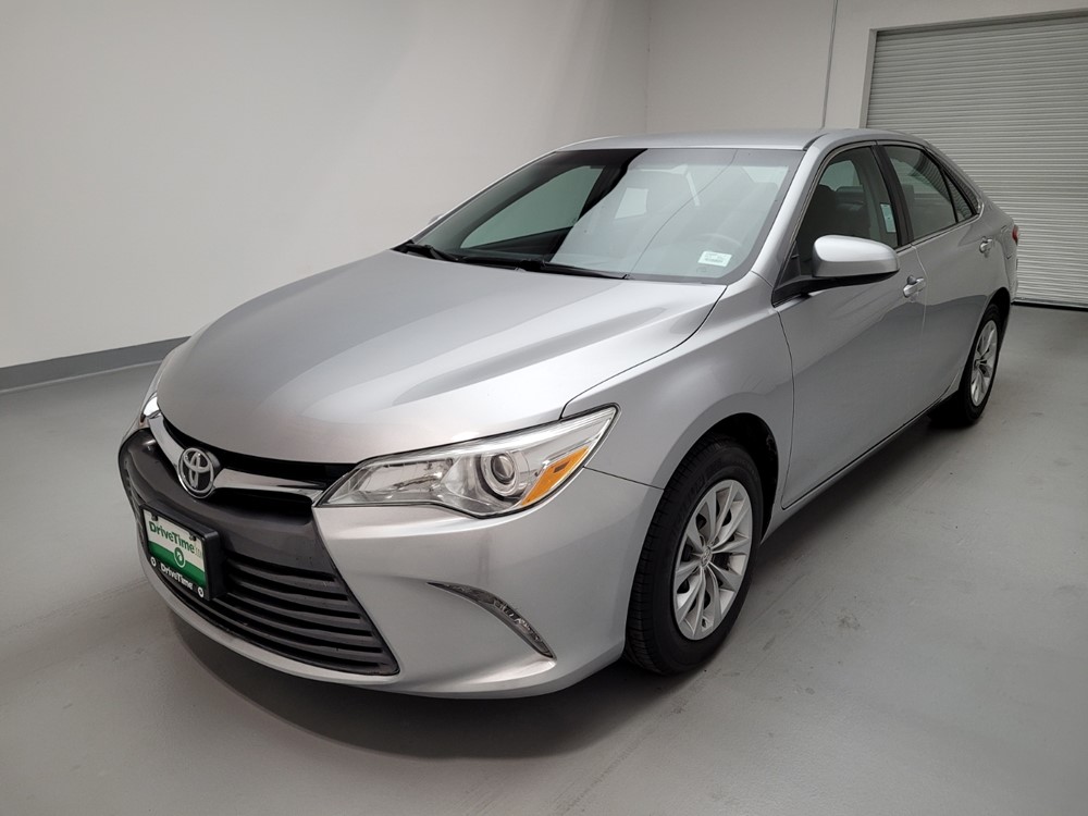 Used 2017 Toyota Camry Driver Front Bumper