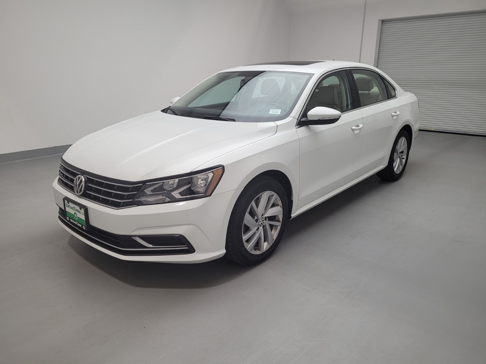 Used 2018 Volkswagen Passat Driver Front Bumper