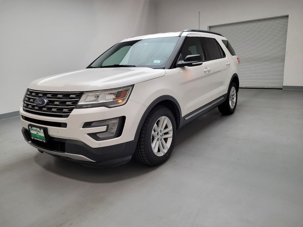 Used 2016 Ford Explorer Driver Front Bumper