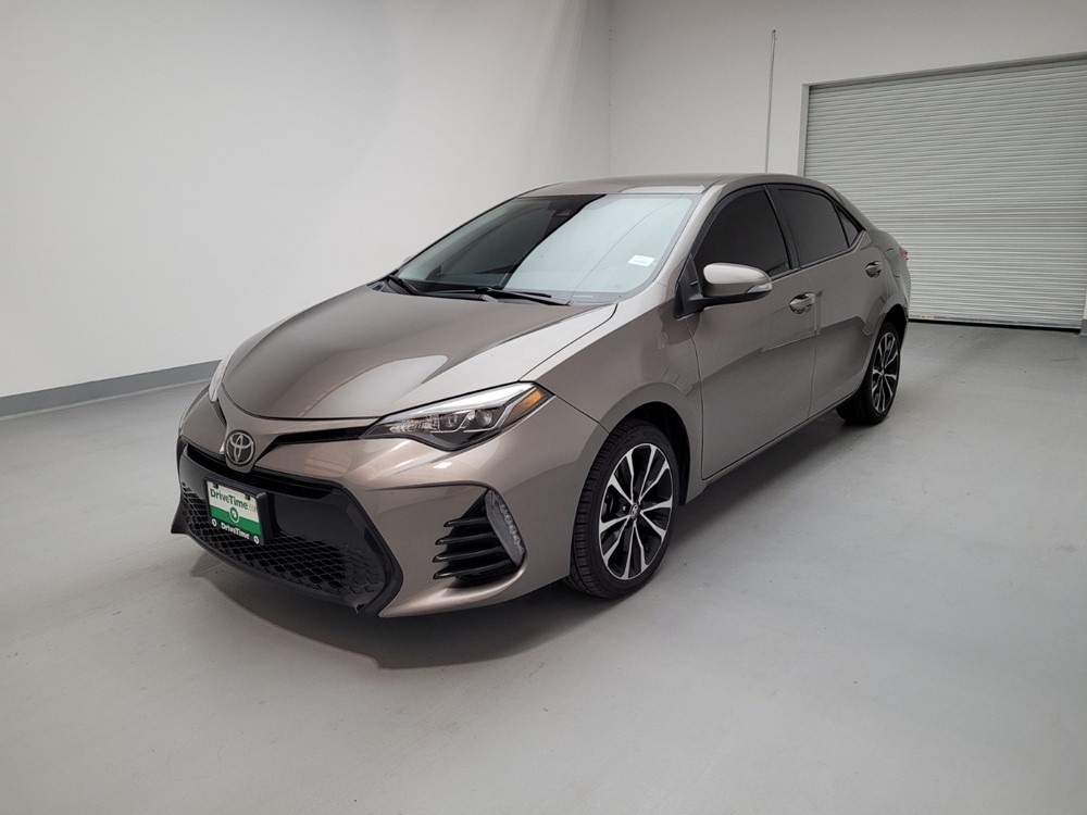 Used 2017 Toyota Corolla Driver Front Bumper