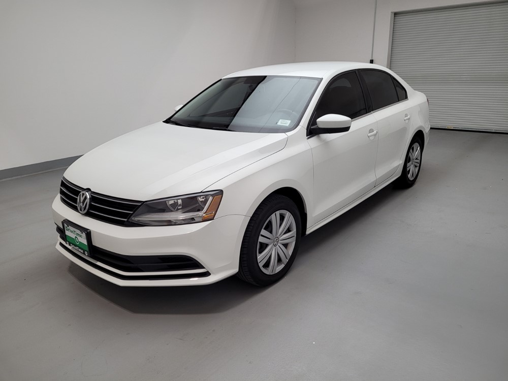 Used 2017 Volkswagen Jetta Driver Front Bumper