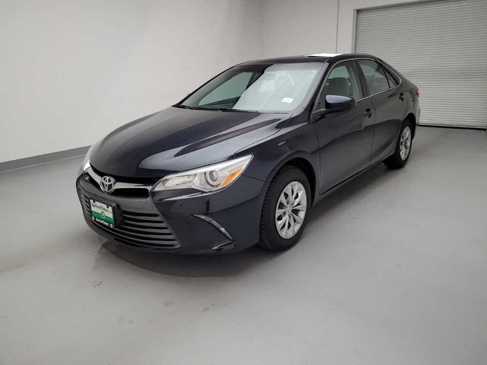 Used 2016 Toyota Camry Driver Front Bumper