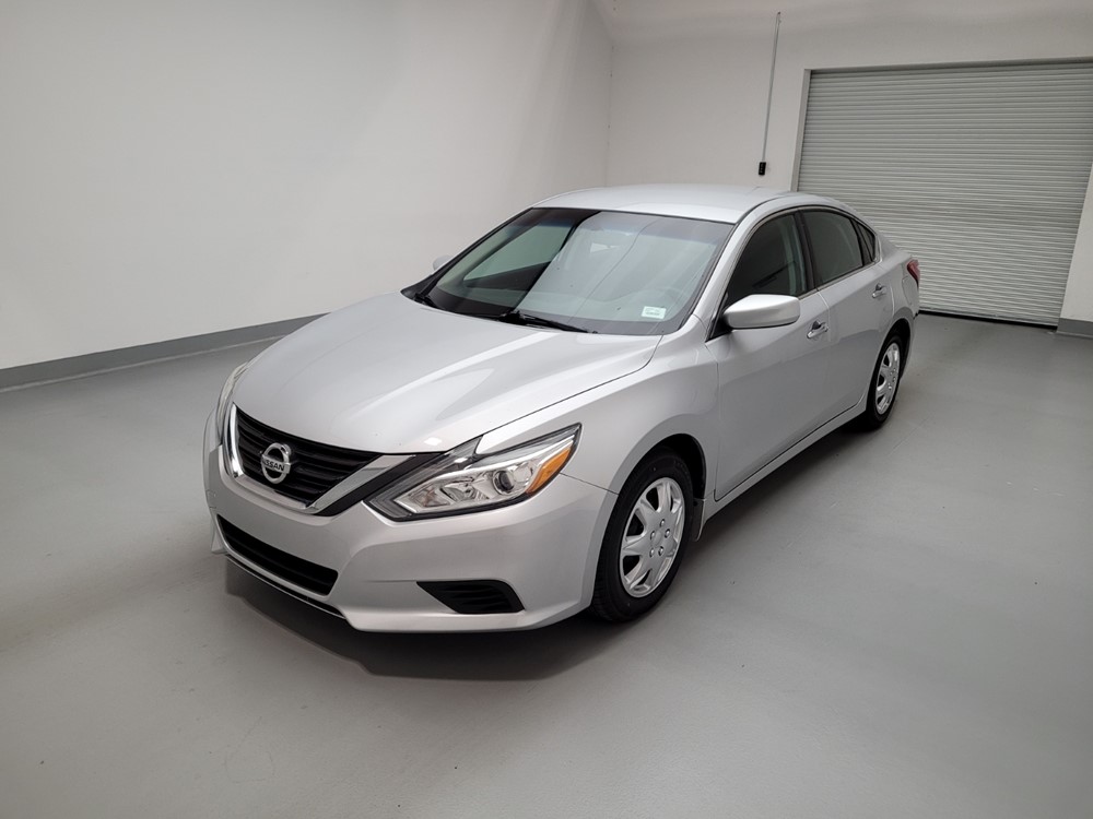 Used 2016 Nissan Altima Driver Front Bumper