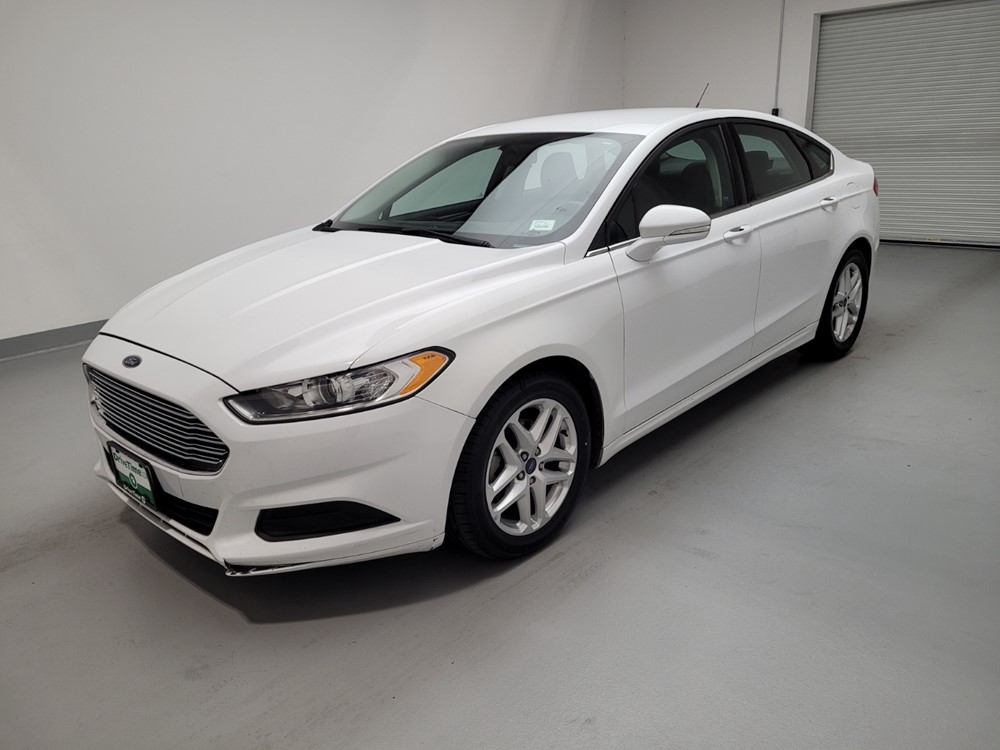 Used 2016 Ford Fusion Driver Front Bumper