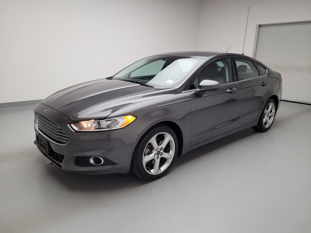 Used 2016 Ford Fusion Driver Front Bumper