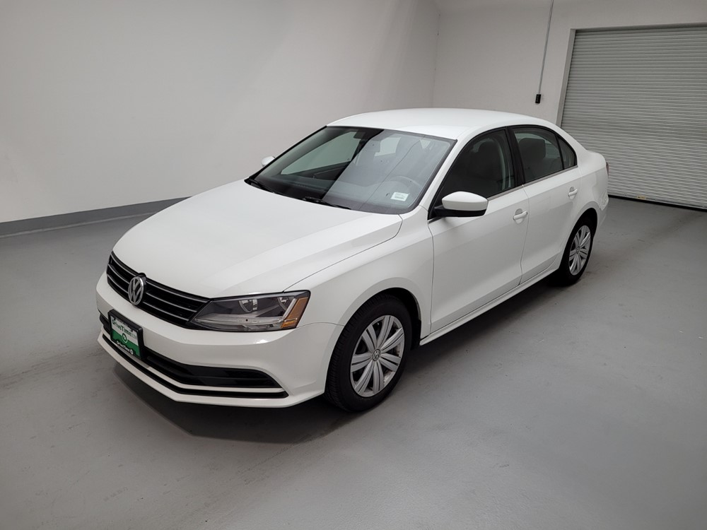 Used 2017 Volkswagen Jetta Driver Front Bumper