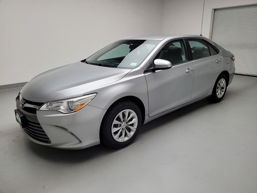 Used 2015 Toyota Camry Driver Front Bumper