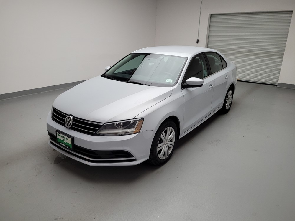 Used 2017 Volkswagen Jetta Driver Front Bumper