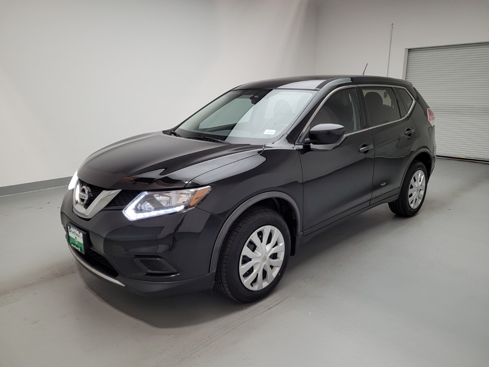 Used 2016 Nissan Rogue Driver Front Bumper