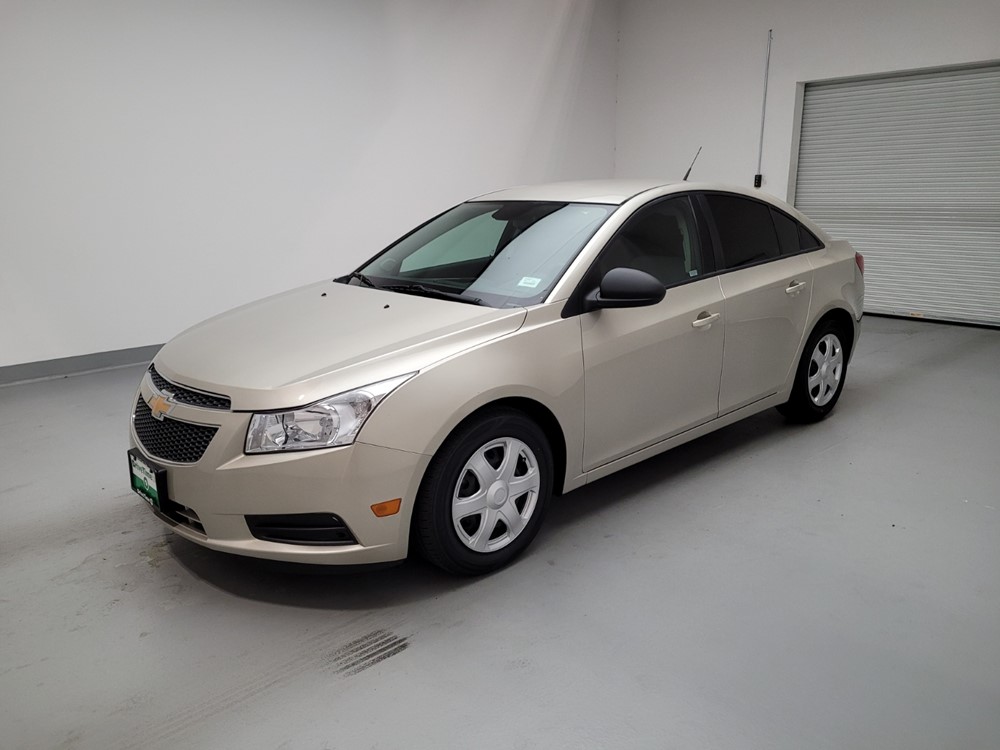 Used 2013 Chevrolet Cruze Driver Front Bumper
