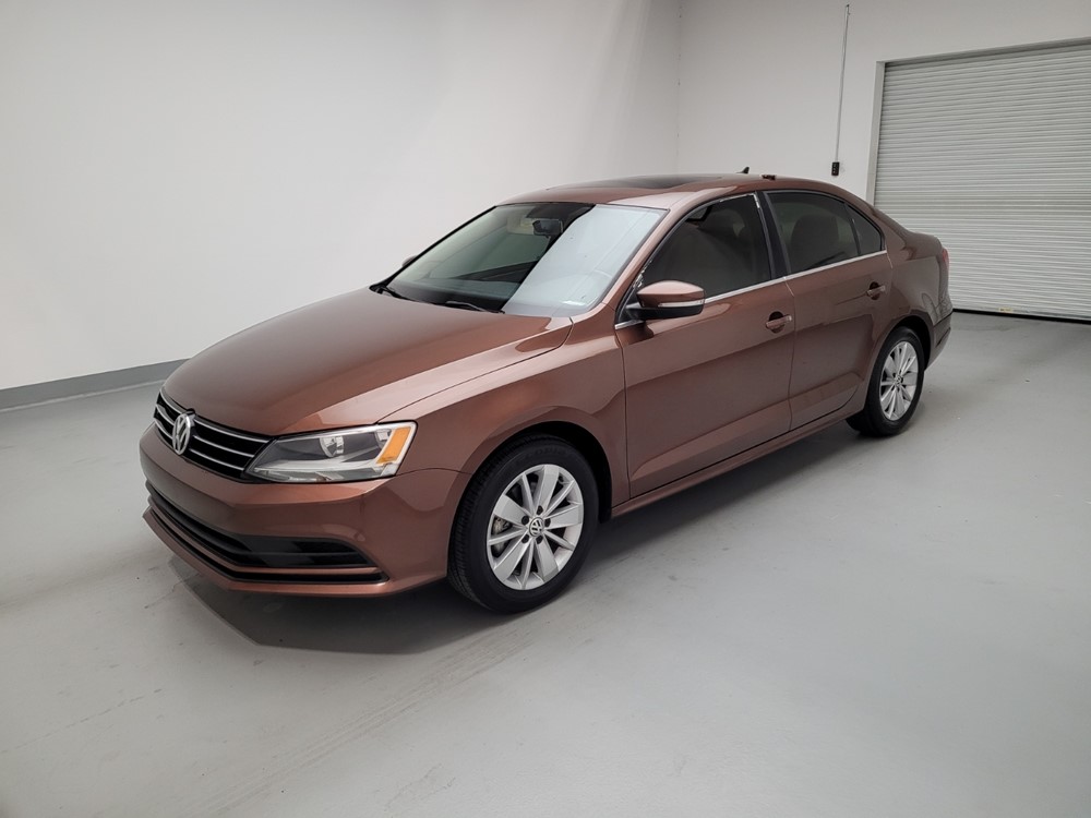 Used 2016 Volkswagen Jetta Driver Front Bumper