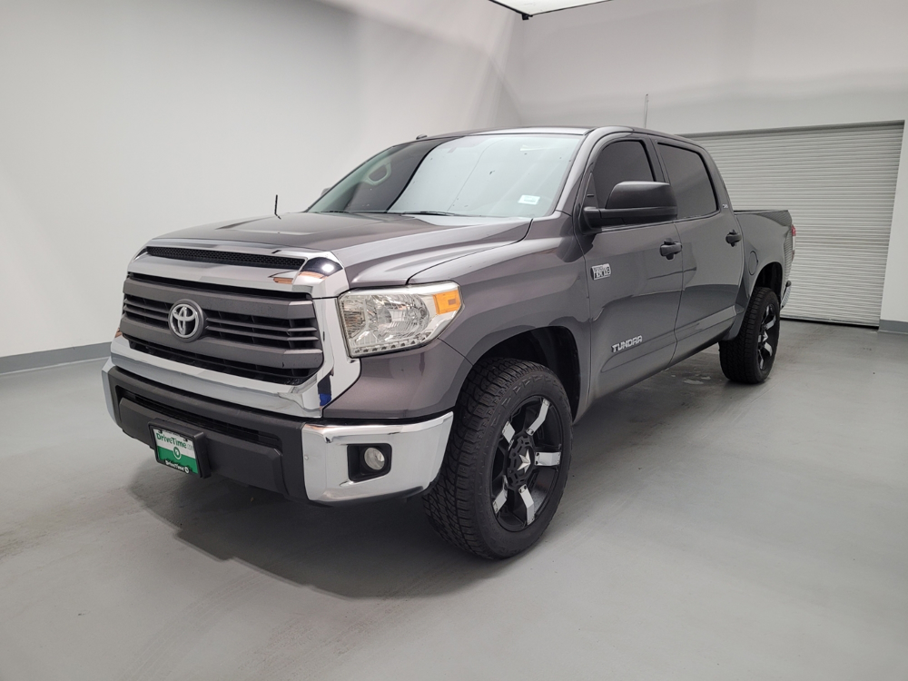 Used 2014 Toyota Tundra Driver Front Bumper