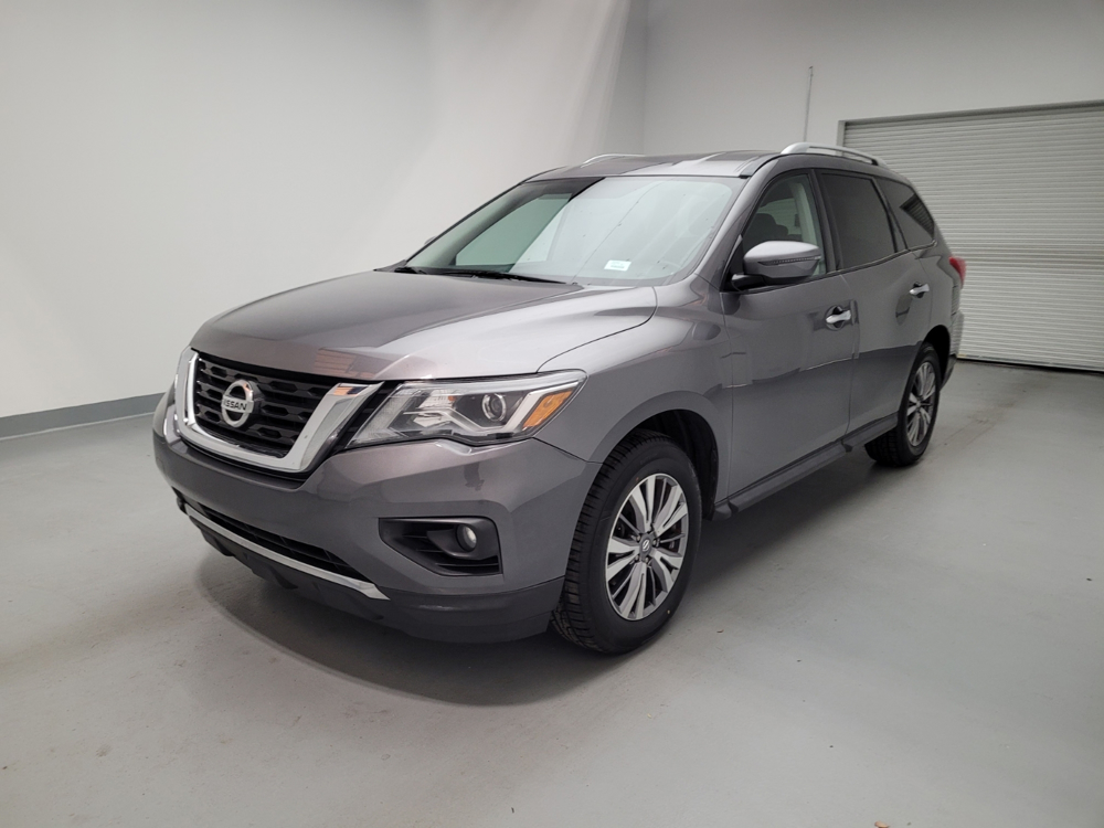 Used 2019 Nissan Pathfinder Driver Front Bumper