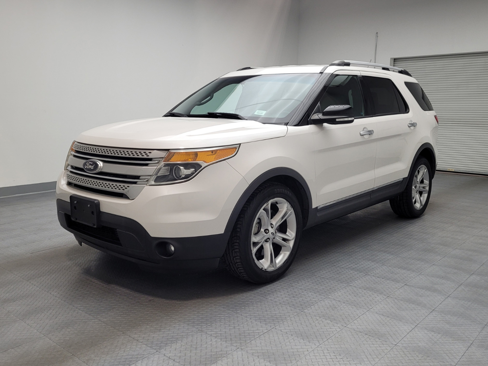 2015 Ford Explorer XLT's photo
