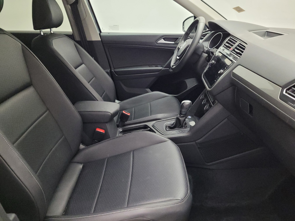 2020 Volkswagen Tiguan SE - Photo 16