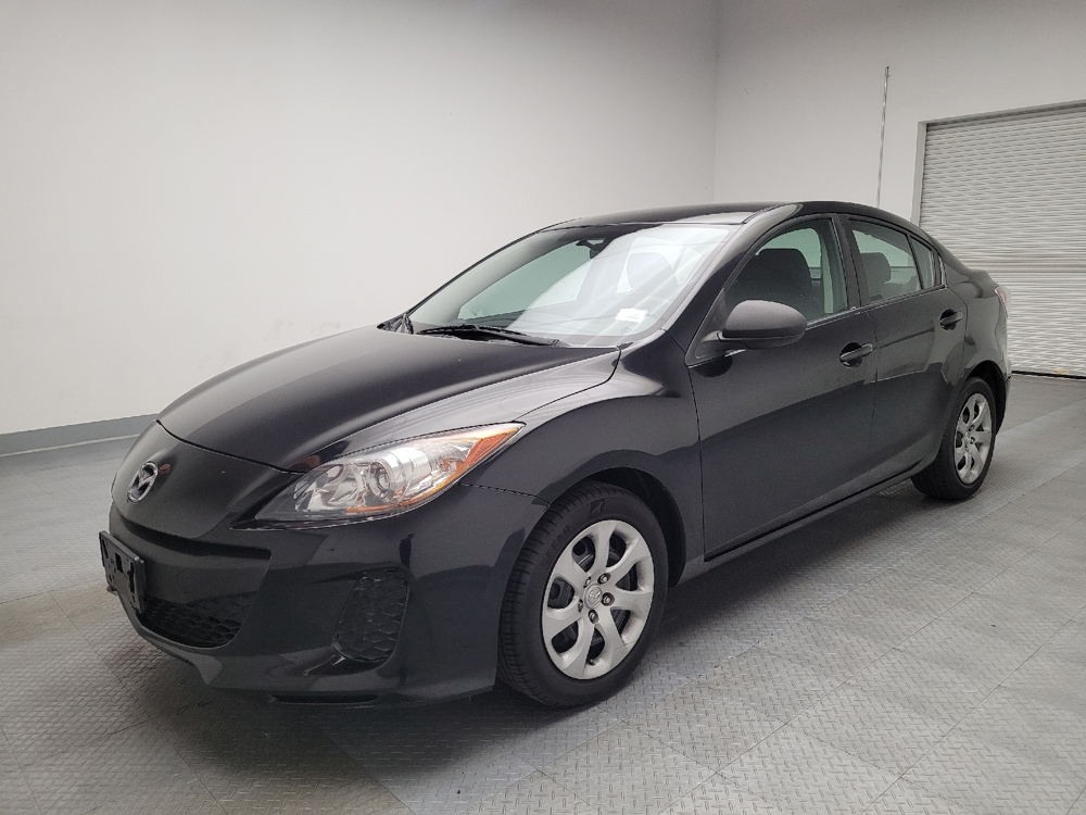 2013 Mazda MAZDA3 i SV's photo