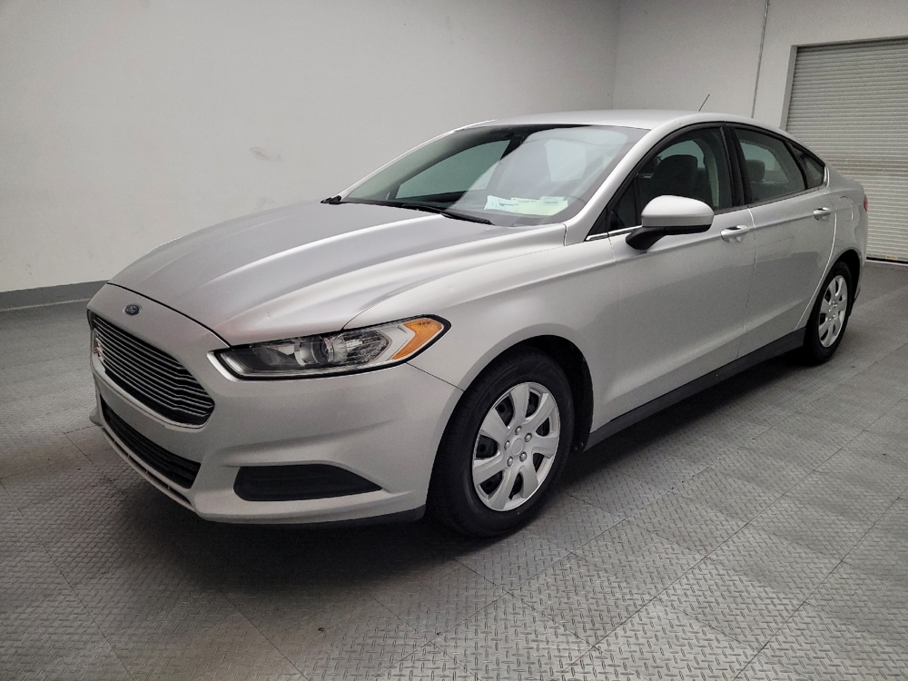 2014 Ford Fusion S's photo