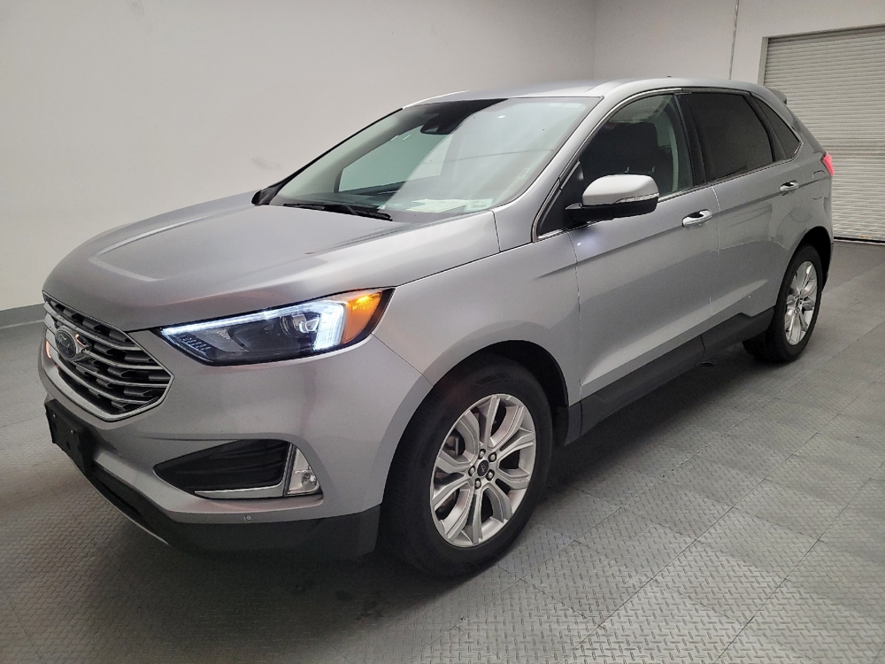 2024 Ford Edge Titanium's photo