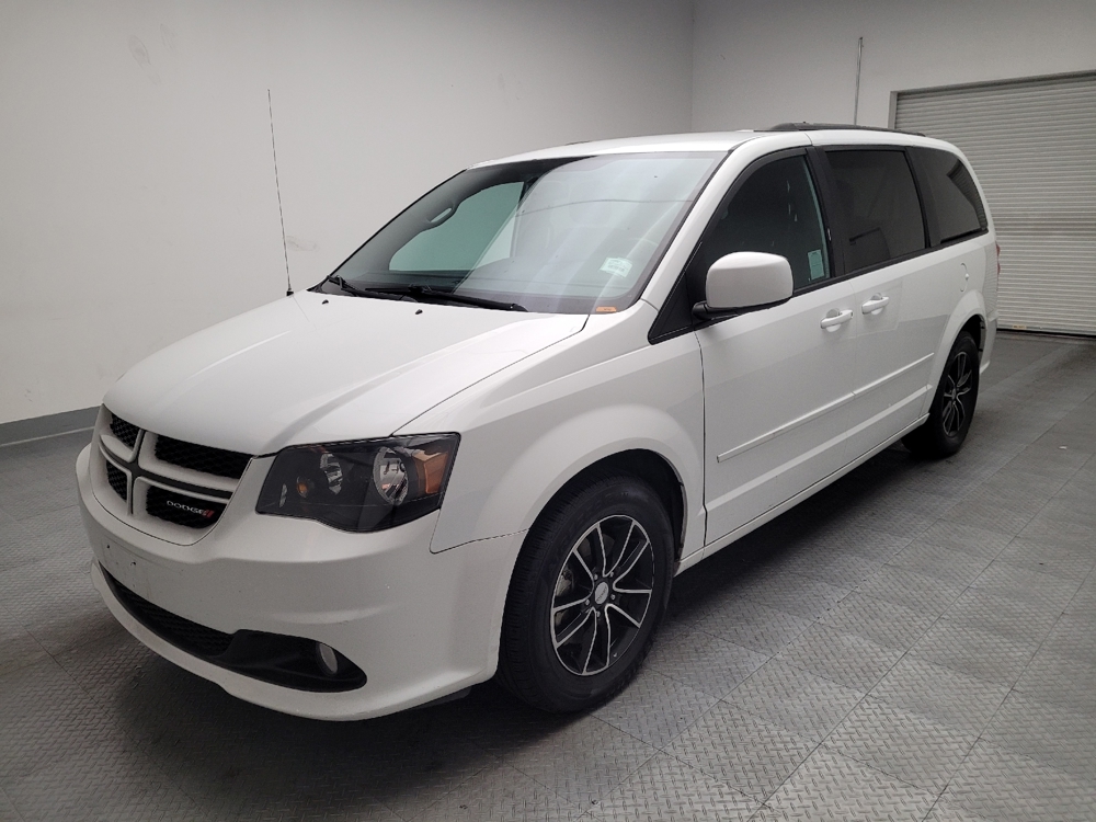 2017 Dodge Grand Caravan GT's photo