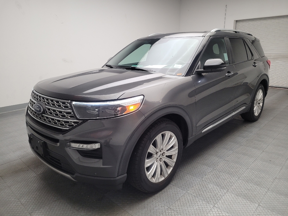 2020 Ford Explorer Limited's photo