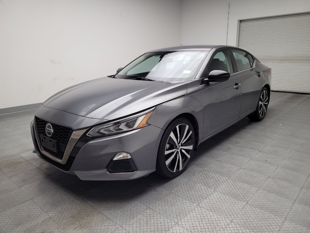 2022 Nissan Altima SR
