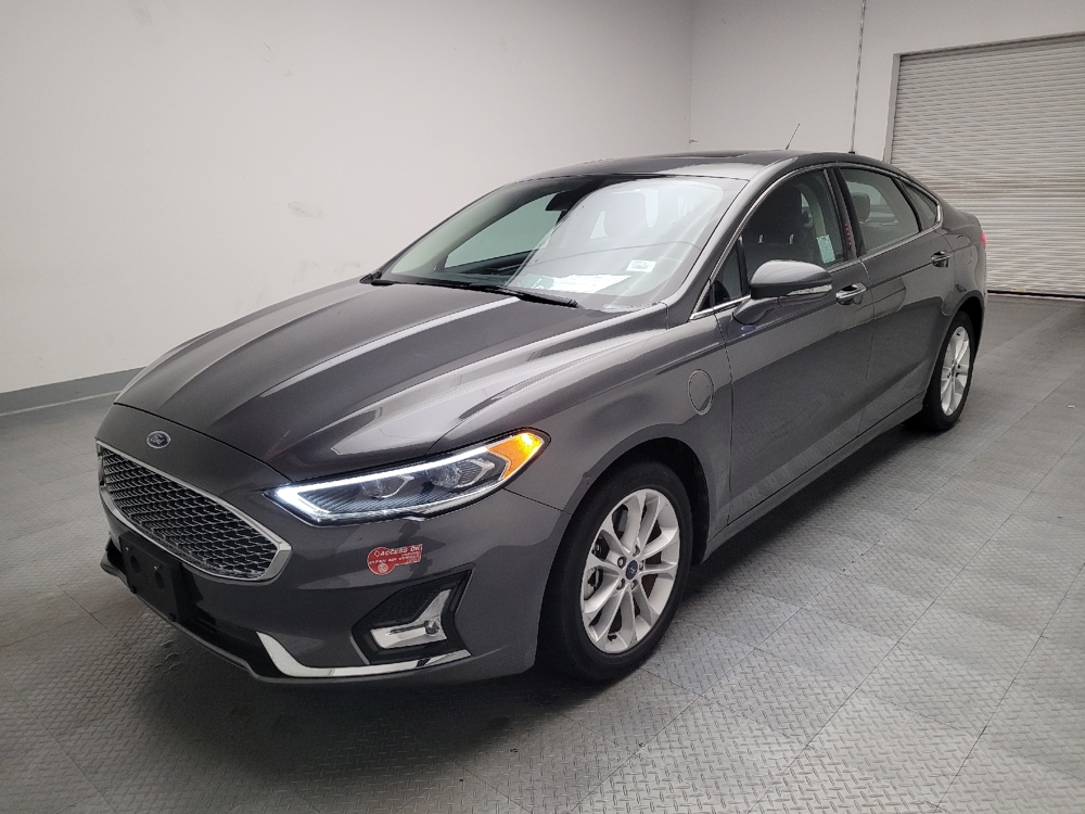 2019 Ford Fusion Energi Titanium's photo