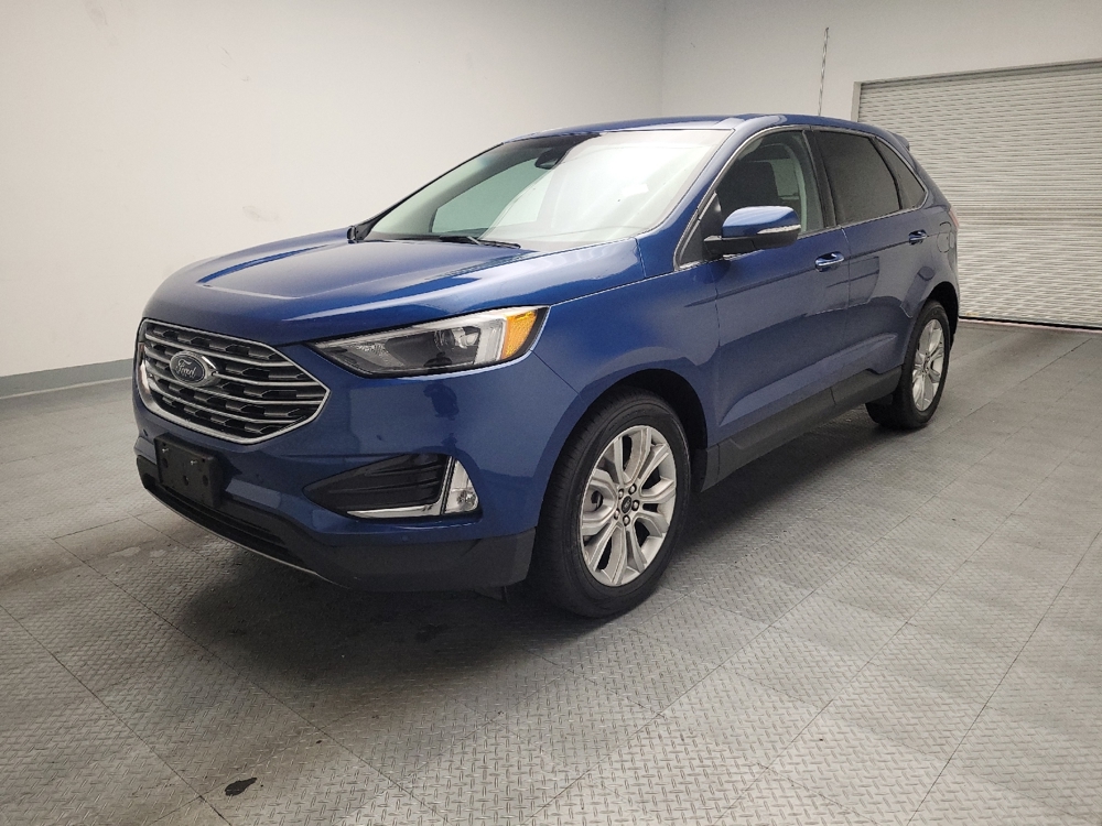 2023 Ford Edge Titanium's photo