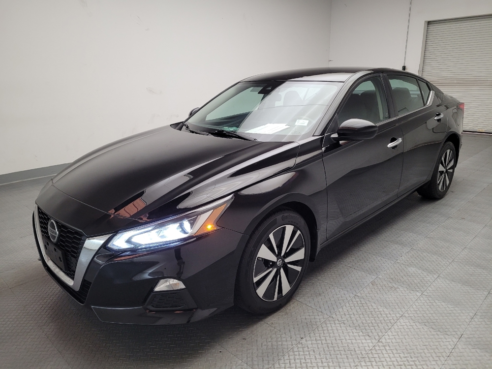 2022 Nissan Altima SV