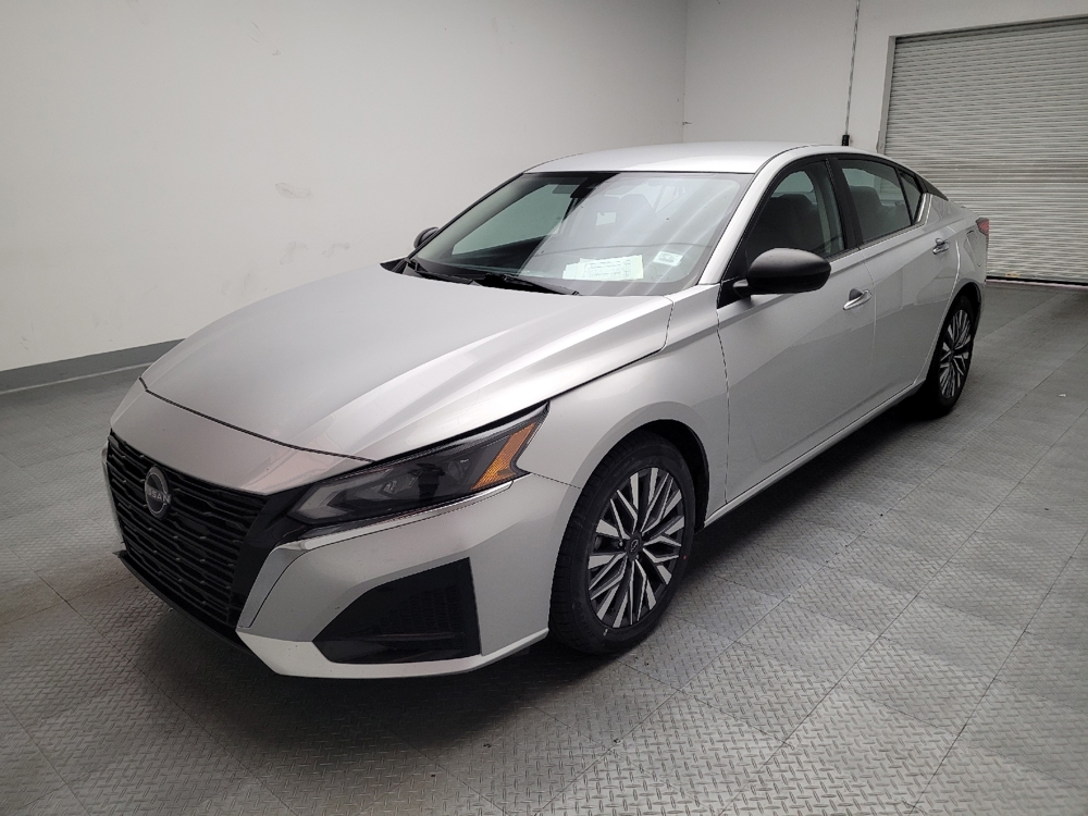 2024 Nissan Altima SV's photo